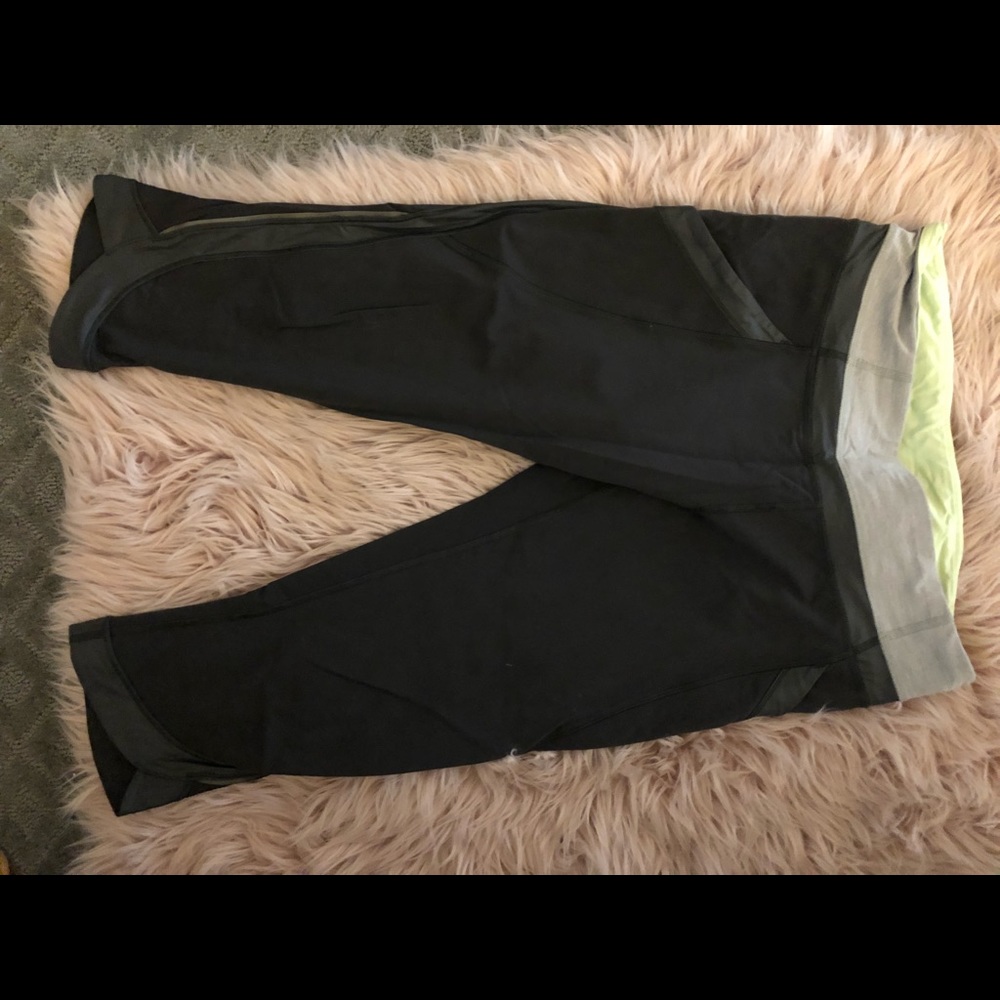 Lululemon 3/4 crop pants